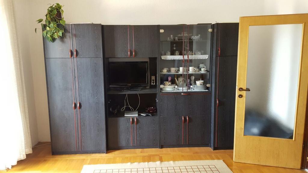 Apartment Anita セニ エクステリア 写真